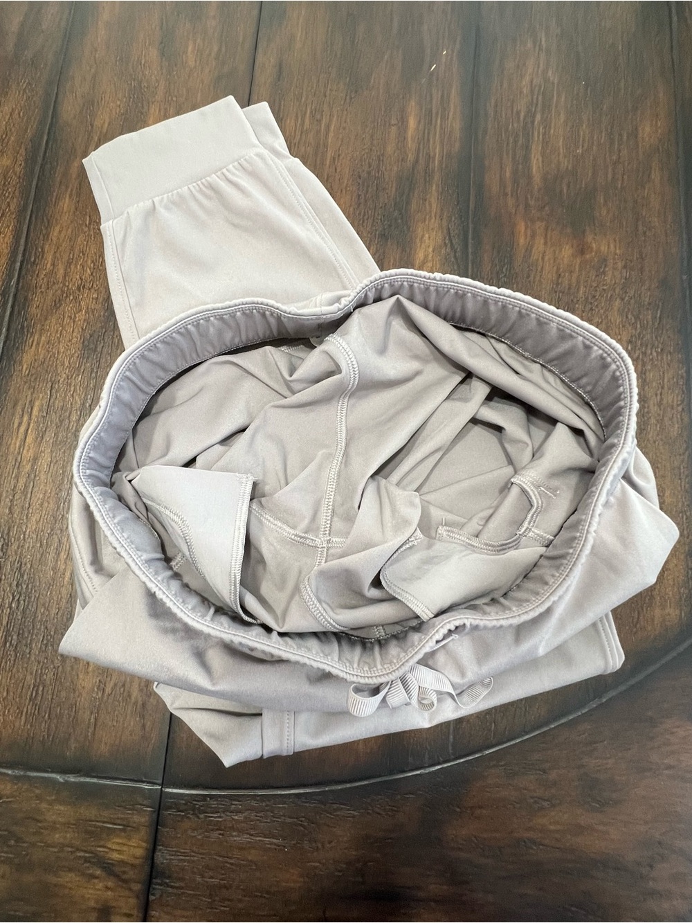 Crazy CRZ YOGA Stretch Drawstring Pocket Jogger 27'' Inseam Taupe EUC Small - Picture 10 of 10